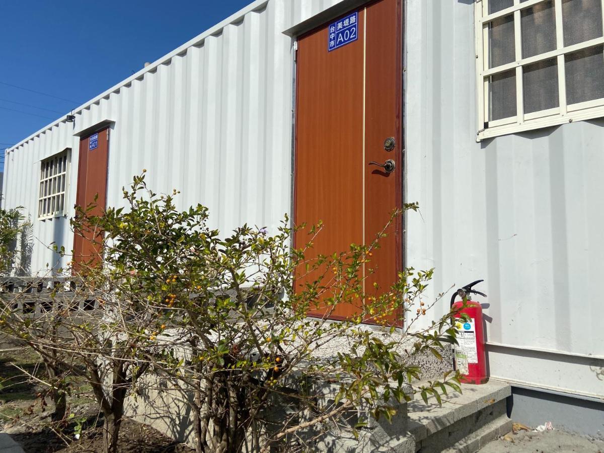 Komei Container Homestay Qingshui Exteriör bild